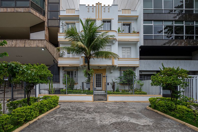 2 bedrooms in Ipanema overlooking the lagoon and Christ