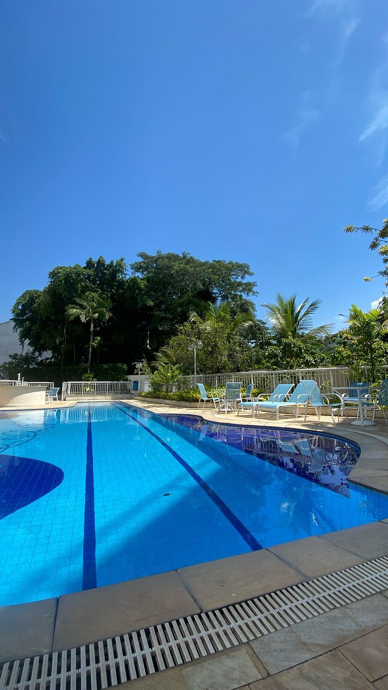 Beach front with Balcony - Barra (Pepê)