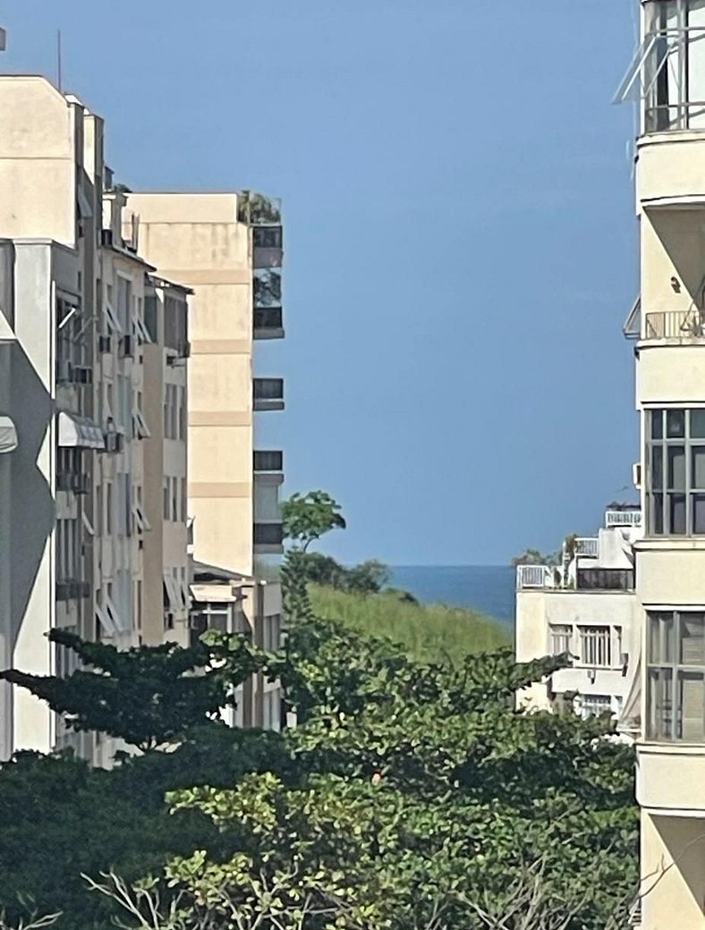 Green view, design between Ipanema and Copacabana