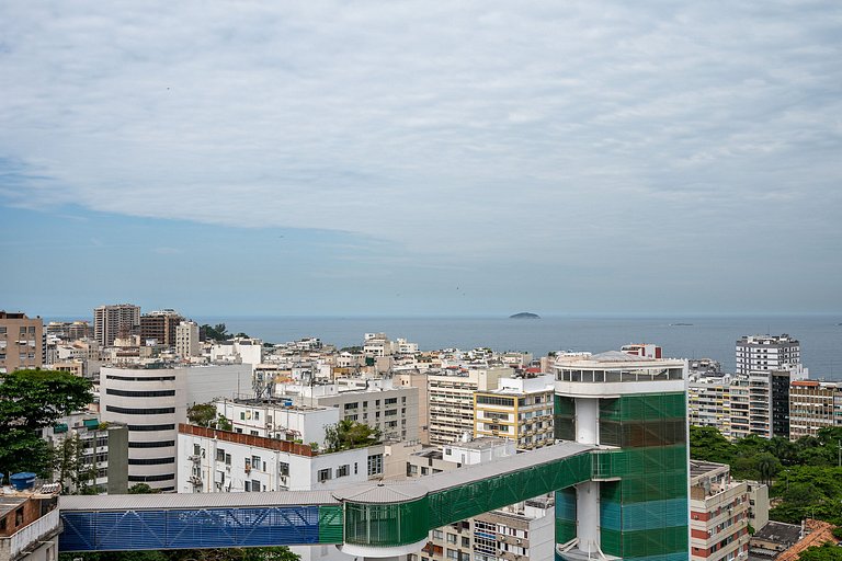 Habitación con vistas y baño en Ipanema