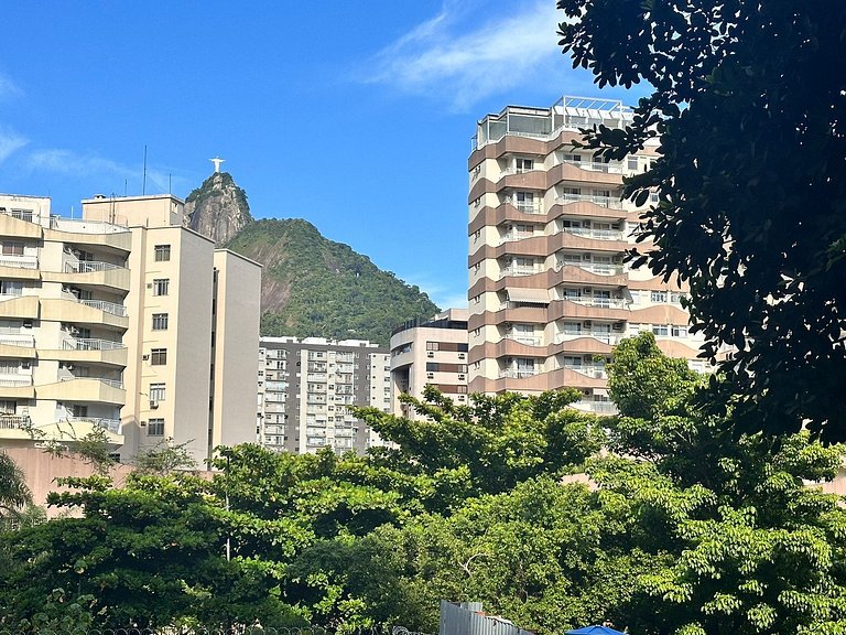 View of Christ/Botafogo subway with sauna